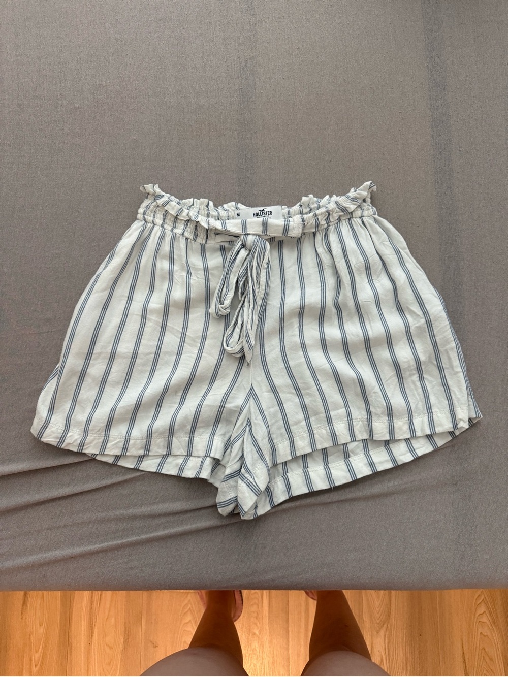 Hollister White and Navy Striped High-Waist Drawstring Shorts